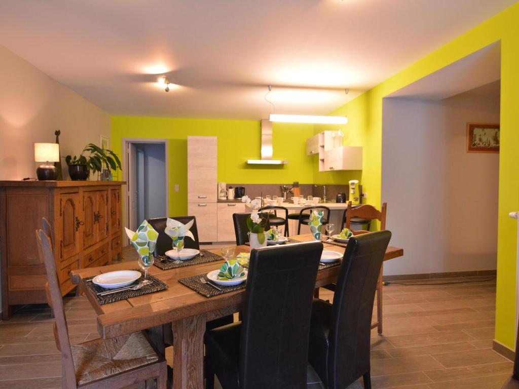 Cozy Holiday home in Theux, cleaning included