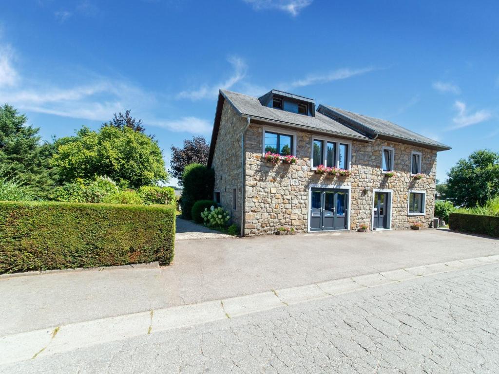 Pretty semi detached house in the Ardennes, cleaning included photo 1