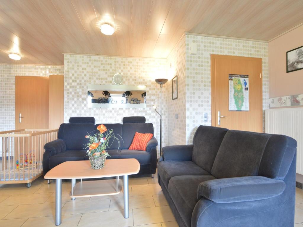 Home in Burg Reuland with Sauna, Terrace, BBQ, cleaning included photo 1