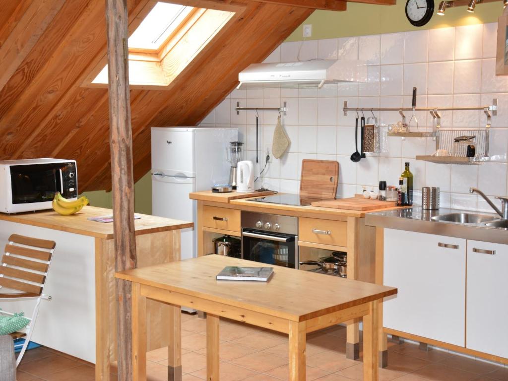 Farmhouse in Houffalize with terrace, cleaning included photo 3