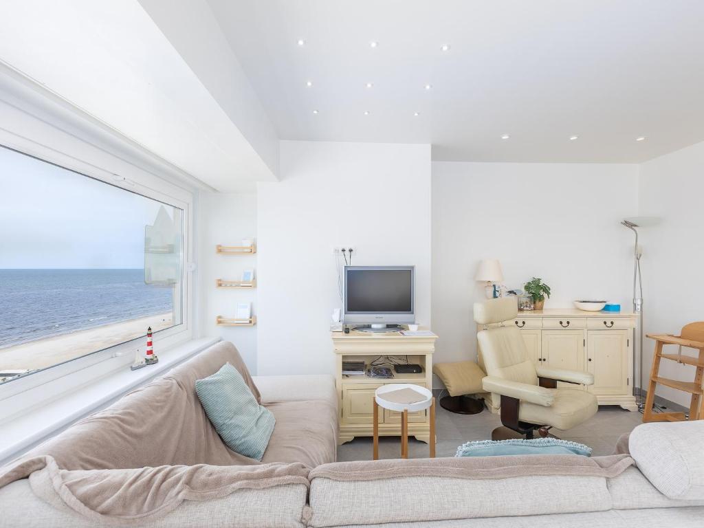 Apartment with frontal sea view, cleaning included photo 2