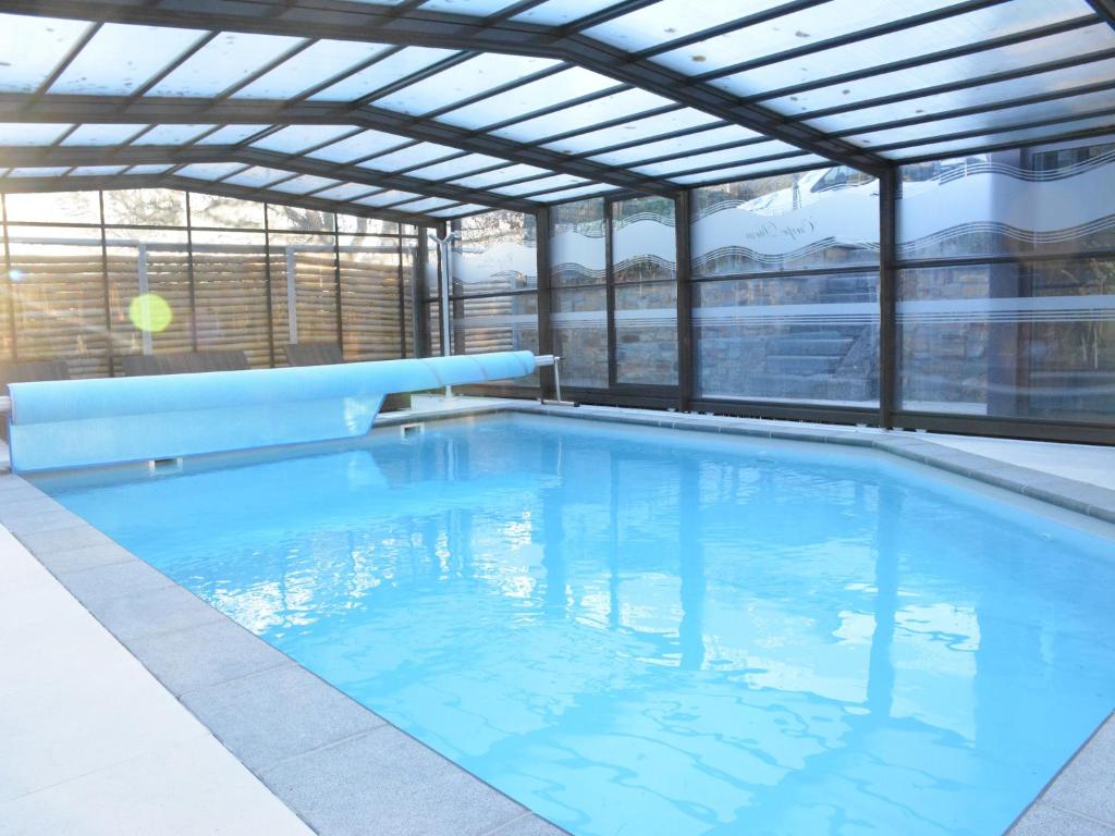 Luxury holiday home in Redu with pool, cleaning included