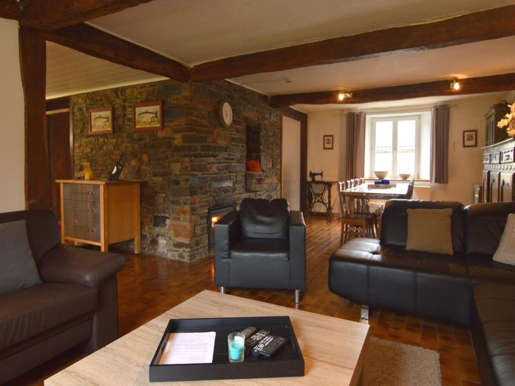 Holiday home in Sourbrodt with sauna, cleaning included