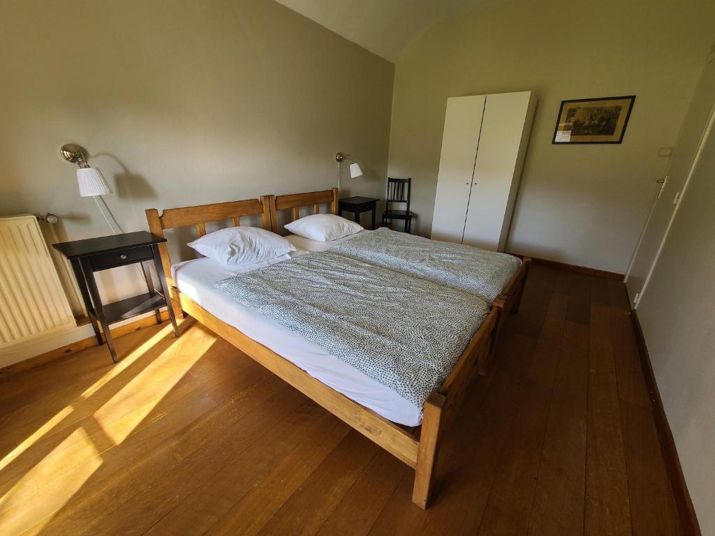 Lovely holiday home in Orval with garden, cleaning included photo 4