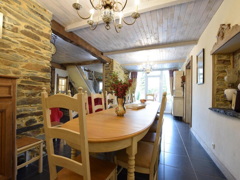 Old farmhouse carefully restored in a peaceful , cleaning included photo 2