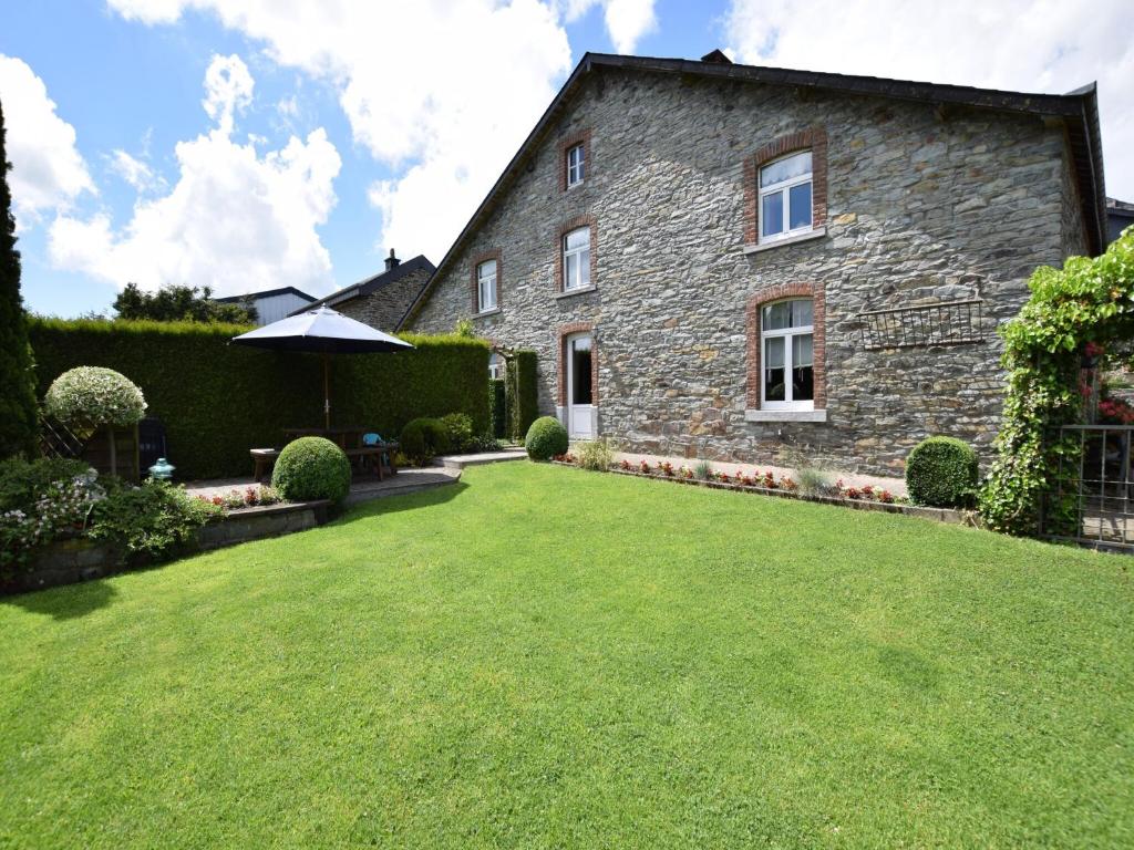 Old farmhouse carefully restored in a peaceful , cleaning included photo 1