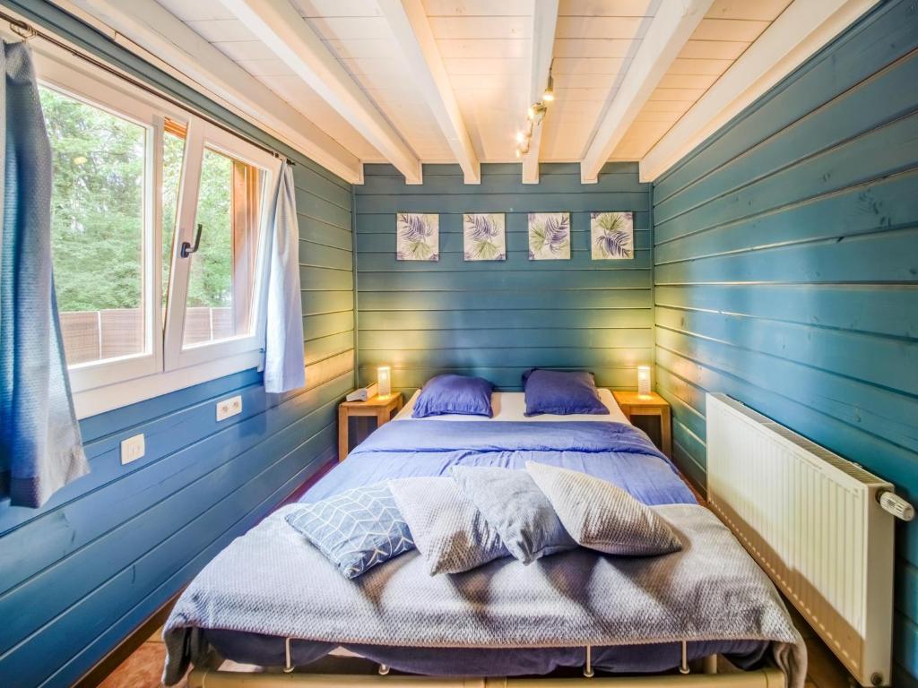Spacious chalet with sauna and bubble bath, cleaning included photo 2