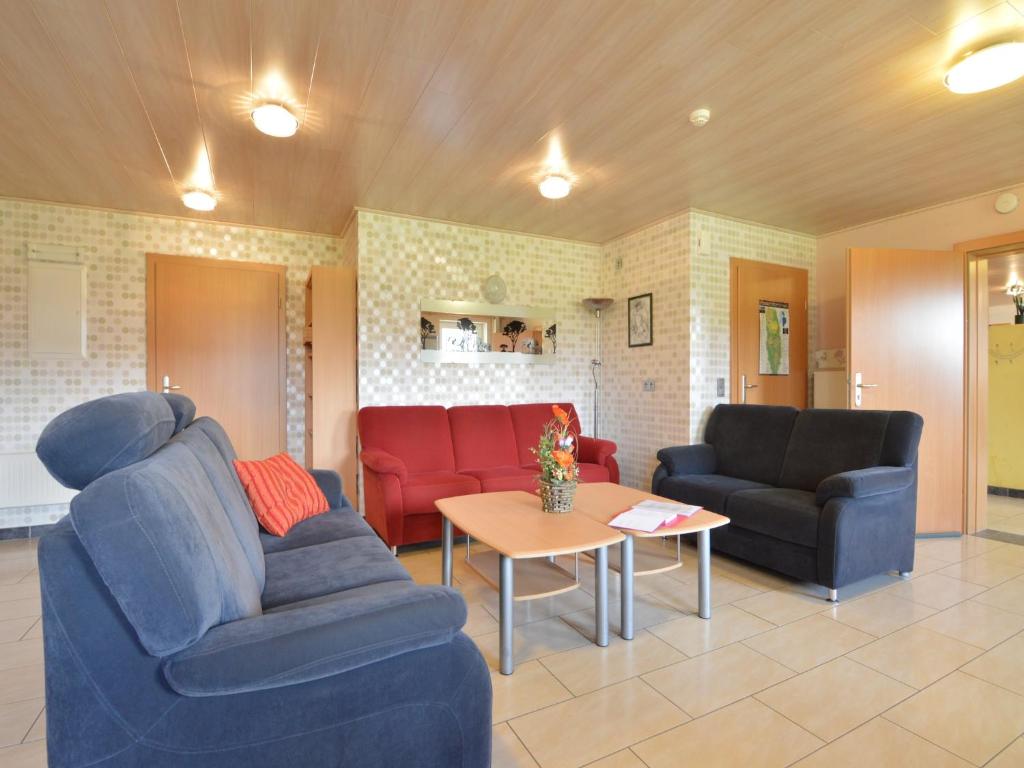 Apartment in Burg Reuland with forest, cleaning included photo 1