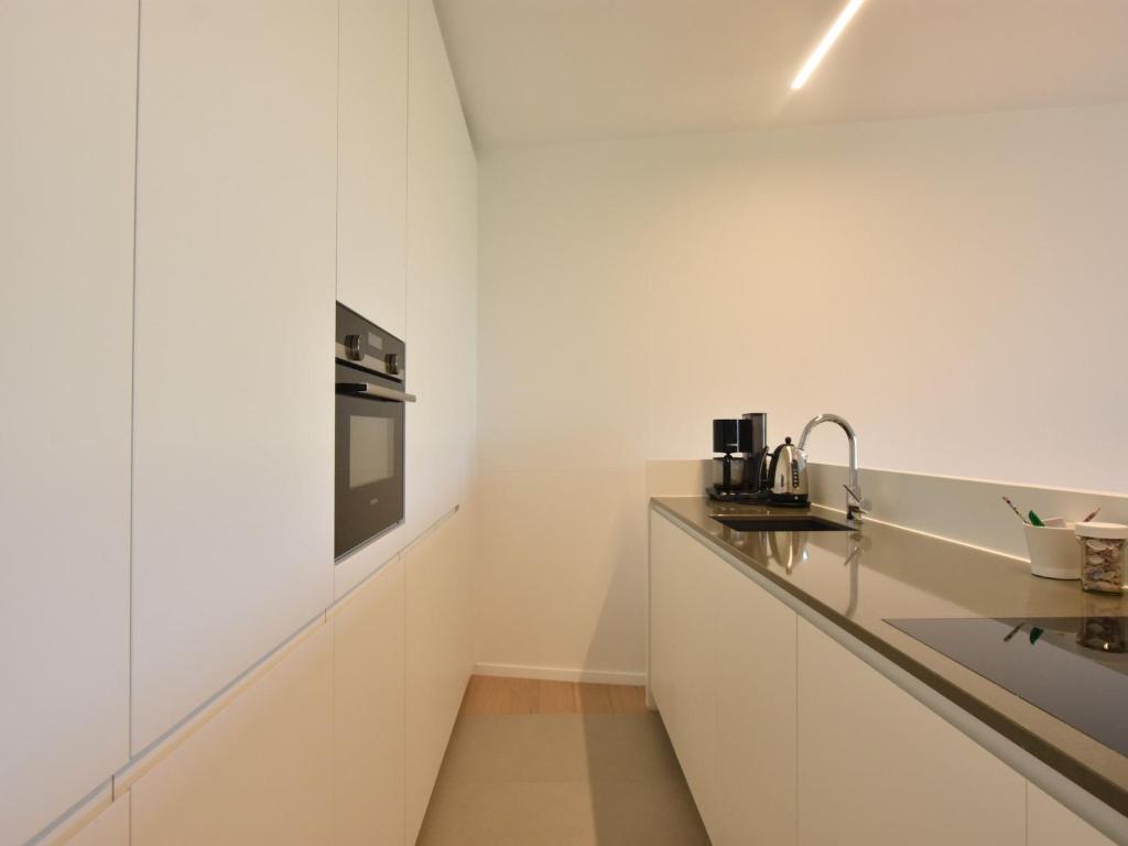 luxury apartment right by the sea, cleaning included photo 2