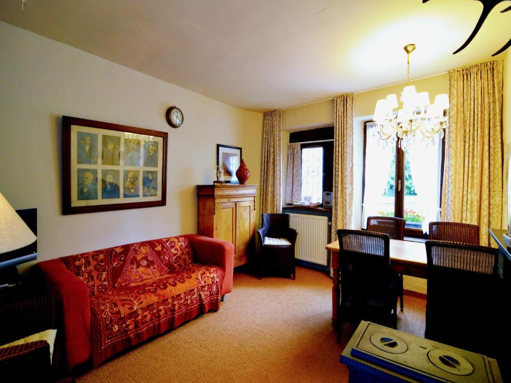 Cottage in Paliseul with Garden, cleaning included