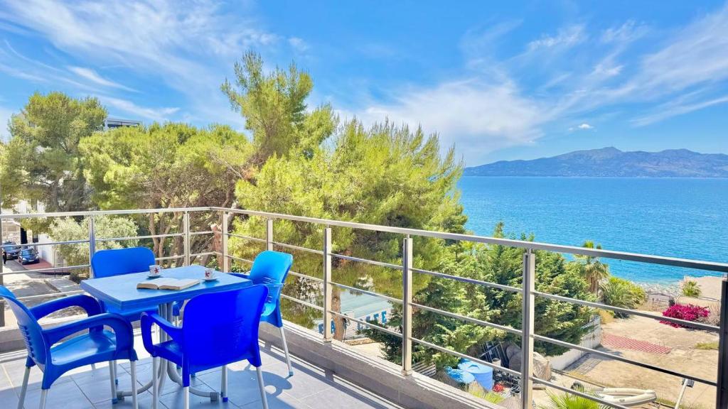 Deus Saranda Apartment