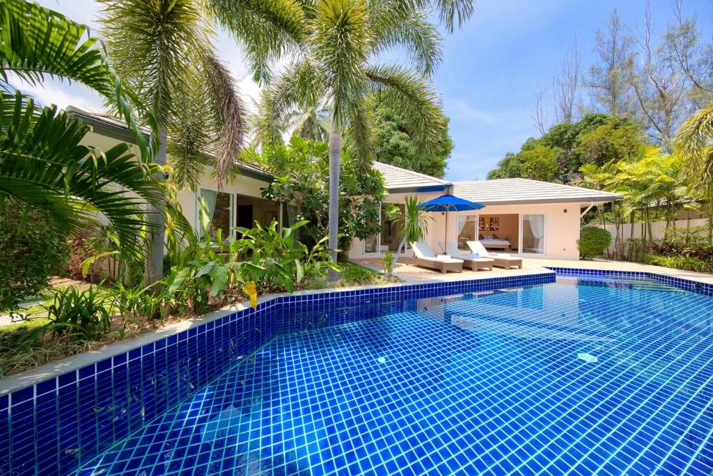 BAAN RIM TALAY - Beach Side 2 Bed Pool Villa photo 4