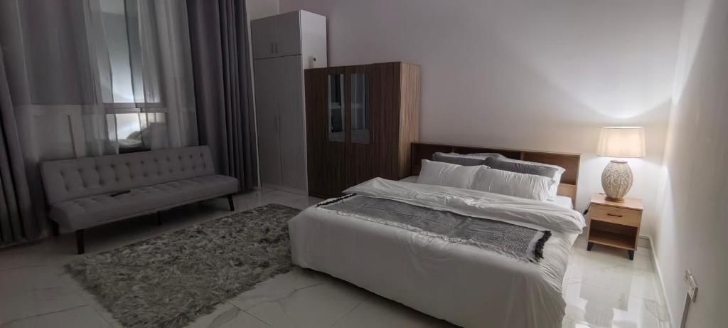 Stylish Studio Near Airport