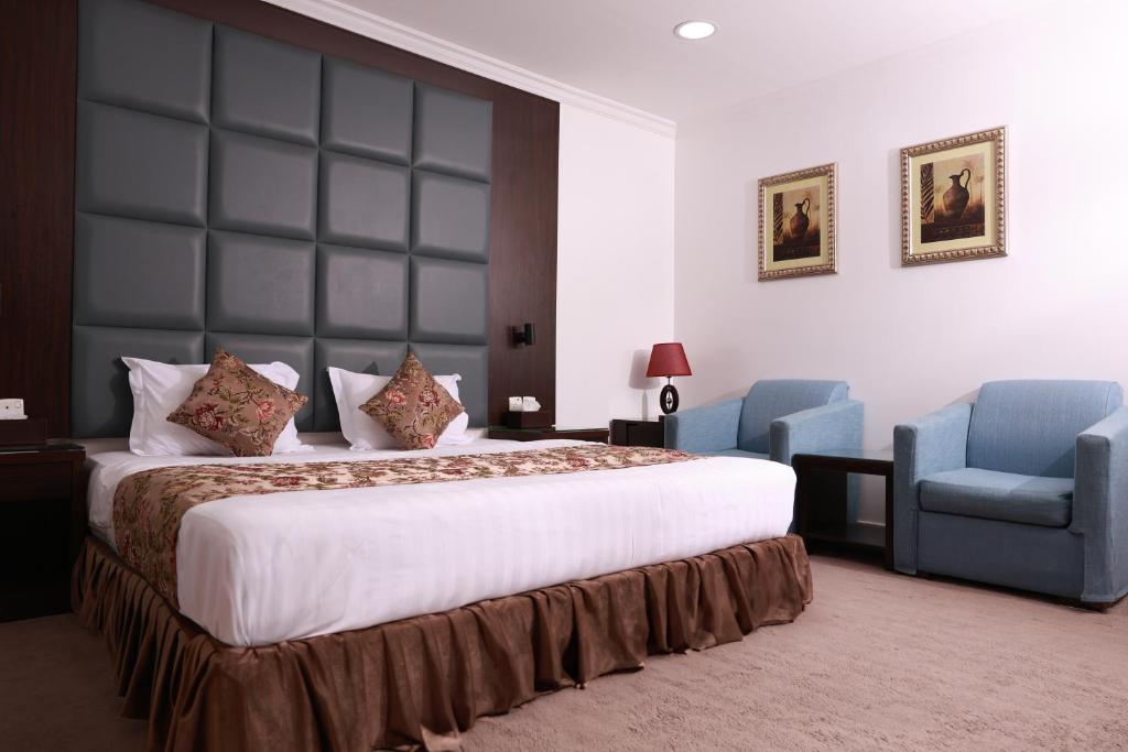 Abral Hotel