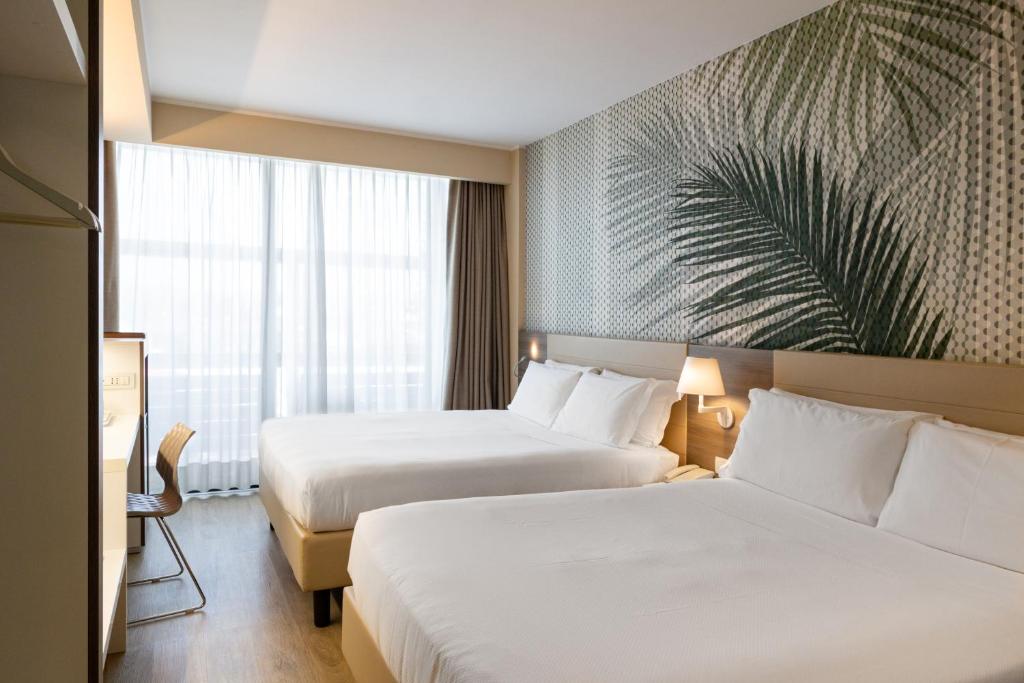 Enjoy Garda Hotel - Tap to explore photos