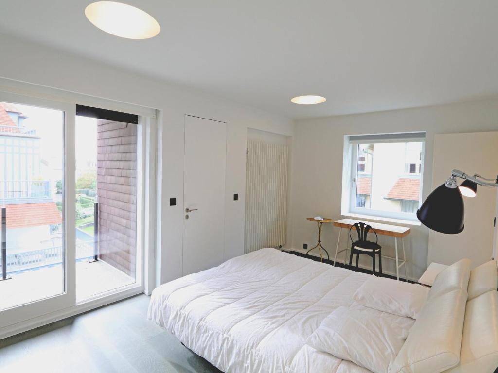 Spacious apartment in Knokke-Heist by the sea photo 3