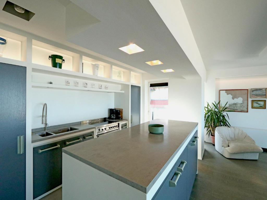 Spacious apartment in Knokke-Heist by the sea photo 1