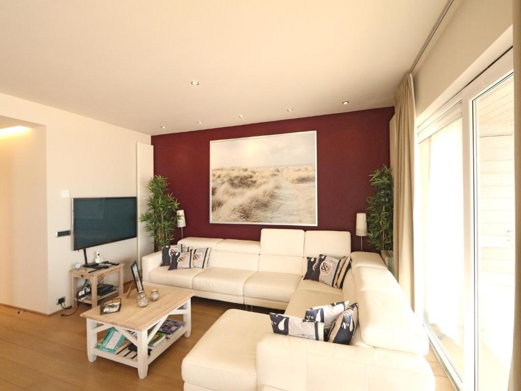 Corner apartment in Knokke with seaviews