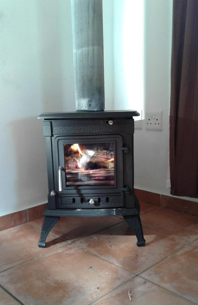 Riverbend Self Catering Cottages - Tap to explore photos