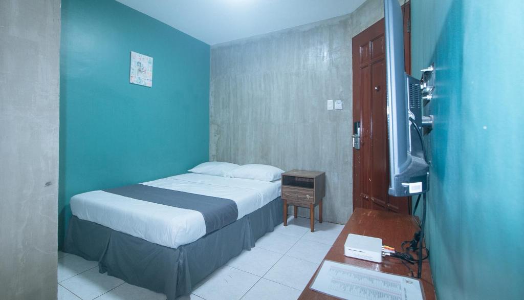 Rcee Place by RedDoorz Room Type - Standard Double Room
