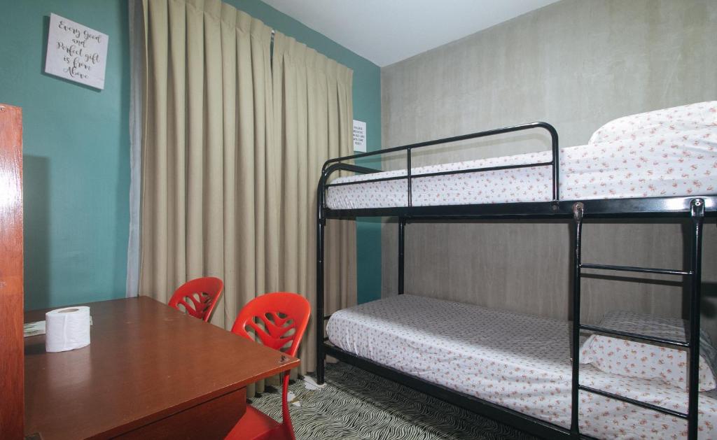 Rcee Place by RedDoorz Room Type - Economy Double Room