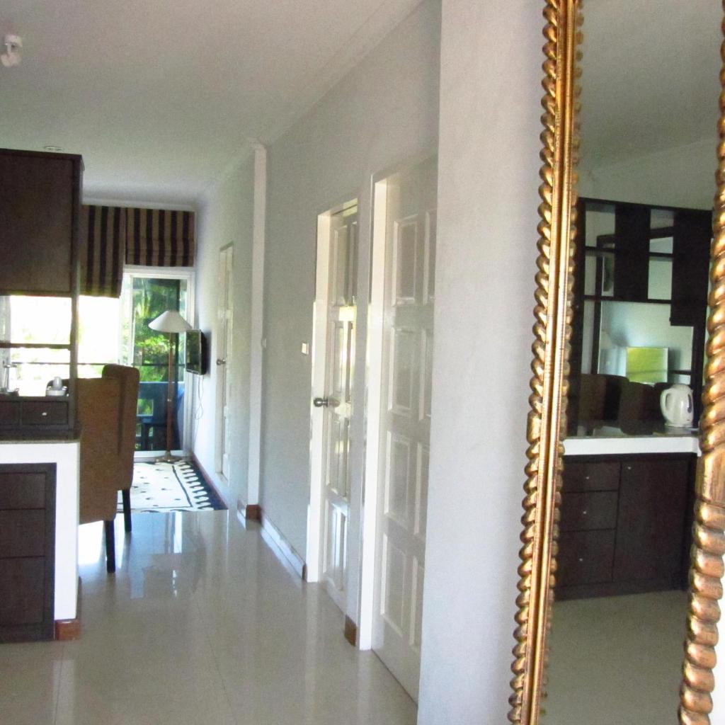 Апартаменты (Апартаменты с 2 спальнями), Orchid Kathu Heights Service Apartments