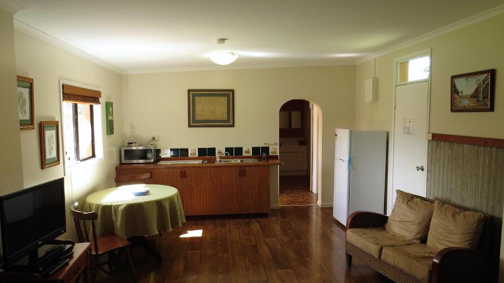 Gumtree on Gillies Bed and Breakfast photo 2