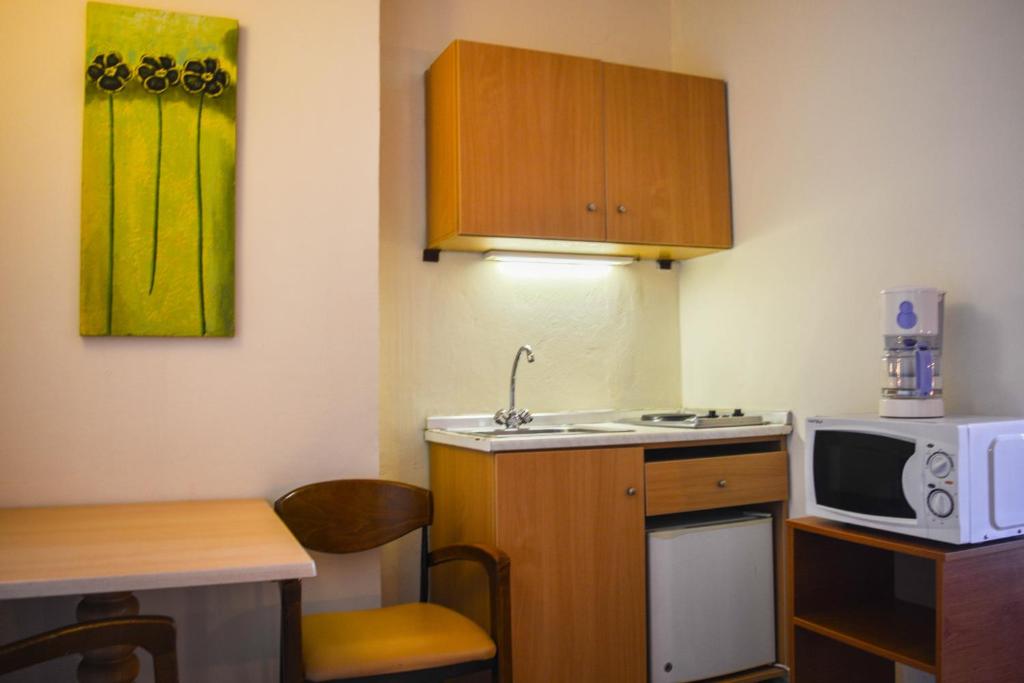Апартаменты (Семейные апартаменты), Achillion Hotel