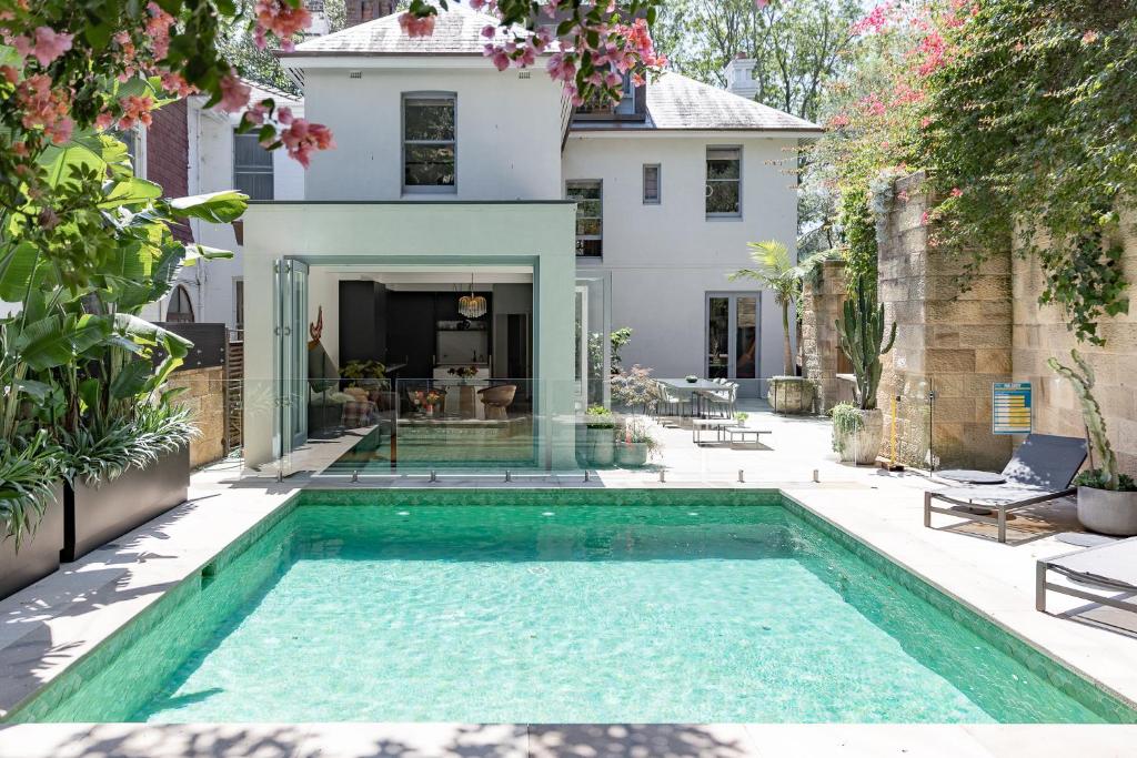 The Darling Private Oasis with Heated Magnesium Pool