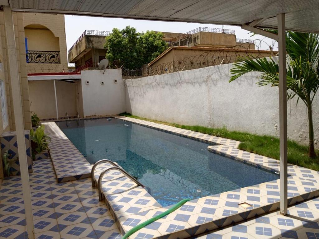 Villa 4 chambres piscine photo 3