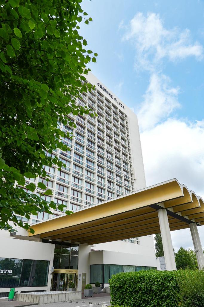 Crowne Plaza Antwerpen by IHG photo 2