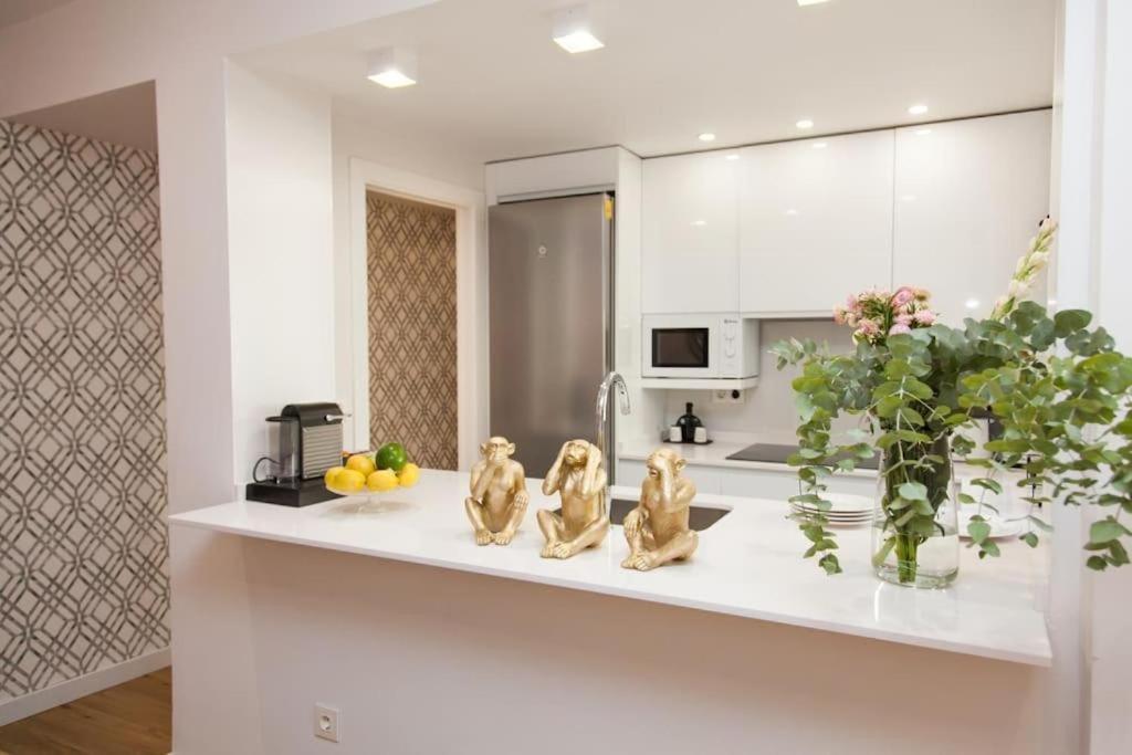 Modern & Nice Apartment. Old town. Private parking - Tap to explore photos