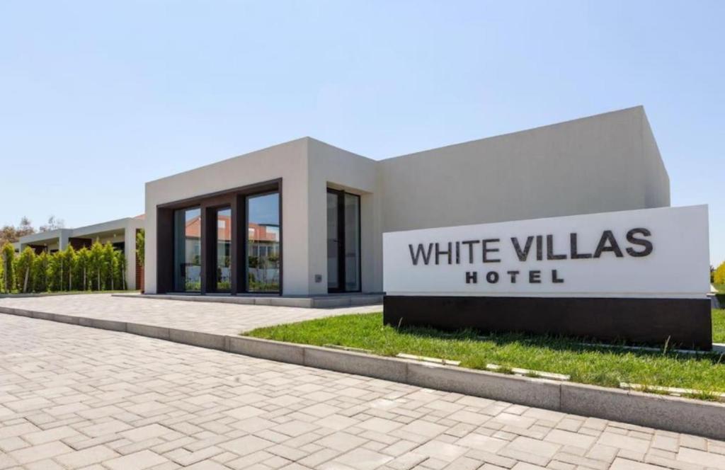 SEA BREEZEE White villa BAKU 2