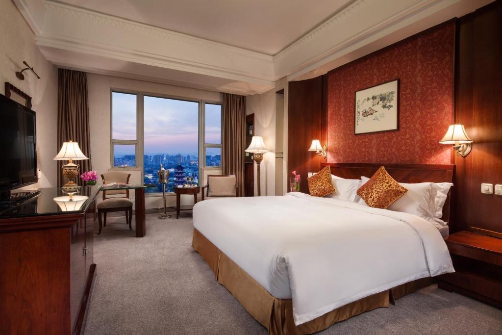 Двухместный (Номер Делюкс с кроватью размера «king-size»), Overseas Chinese Hotel Wenzhou