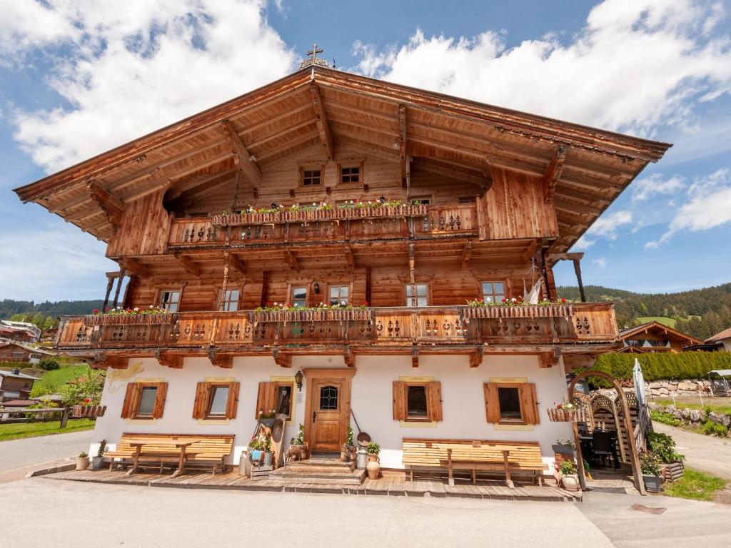 Beautiful flat in Kirchberg near the ski area, cleaning included