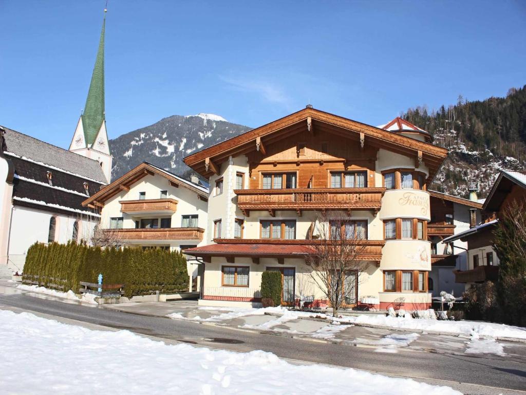 Apartment with sauna in Kaltenbach, Tyrol, cleaning included