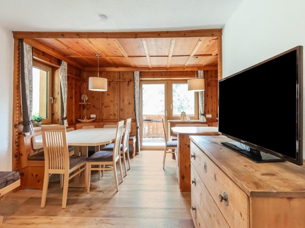Cozy Holiday Home in Tyrol near Ski Area, cleaning included