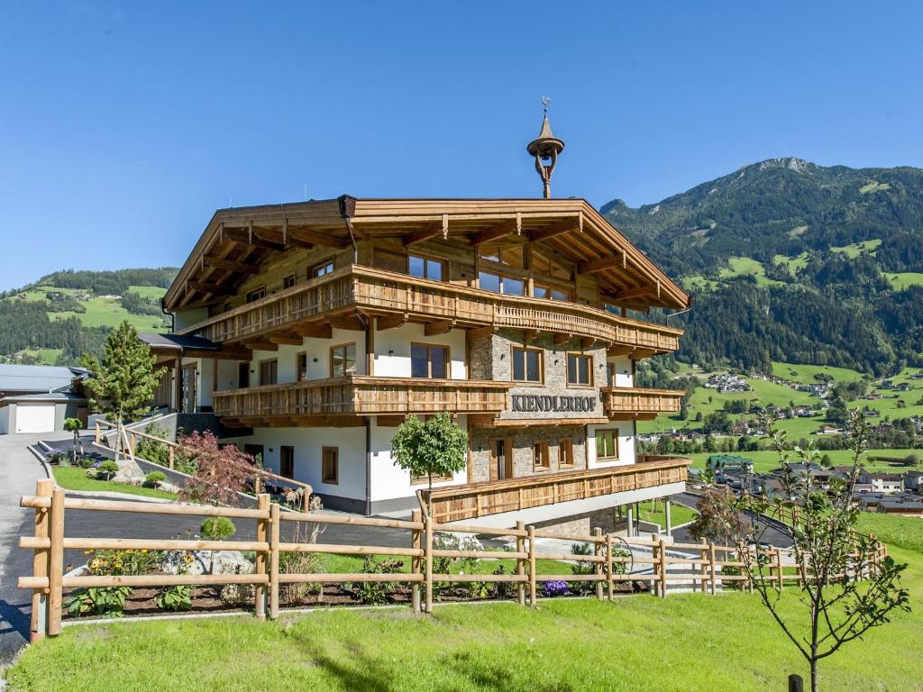 Farmhouse in Schwendau with balcony, cleaning included