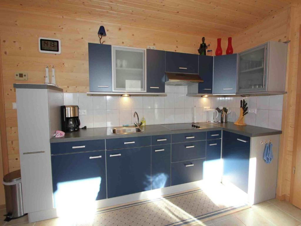 Apartment in Umhausen near the ski area, cleaning included photo 3