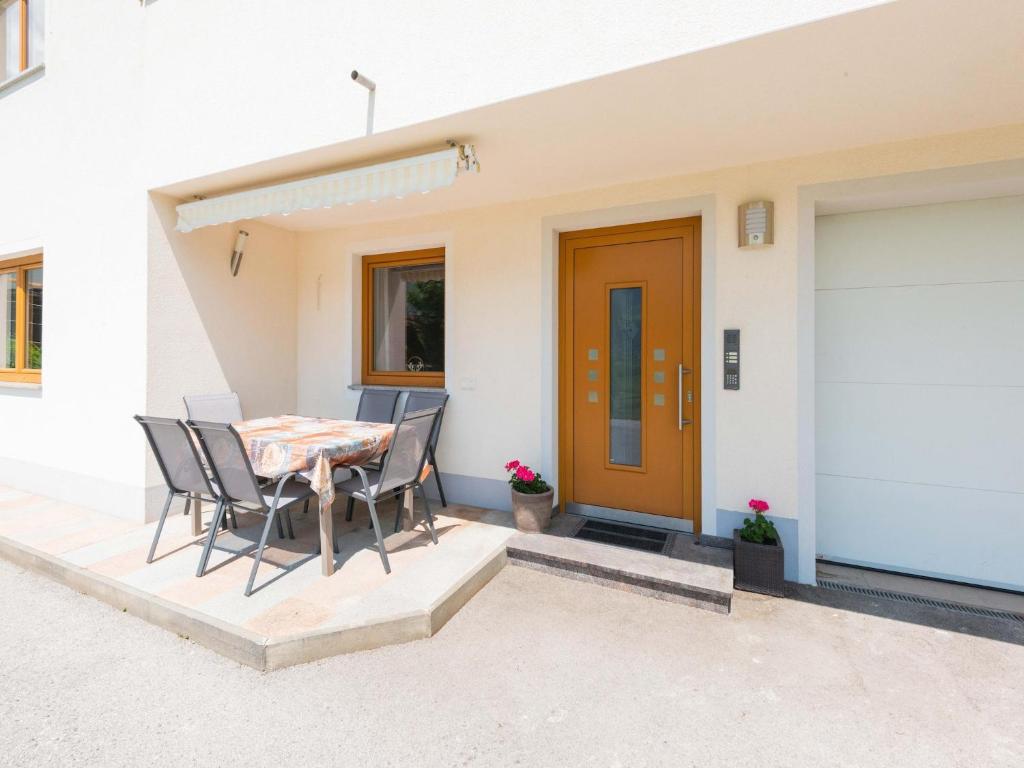 Apartment in Tyrol with parking, cleaning included photo 4