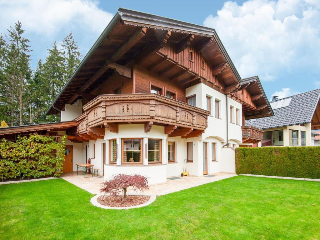 Holiday house in Reith im Alpbachtal with garden, cleaning included photo 2