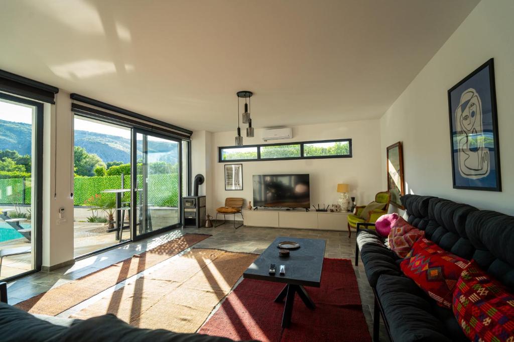 Luxe House Bianca photo 3