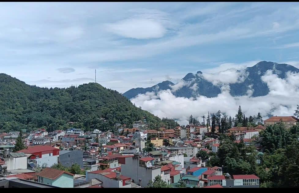 Sapa Warm Hotel - Tap to explore photos