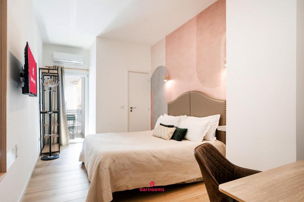 Barirooms - Picca 24 Room Type - Double Room with Balcony