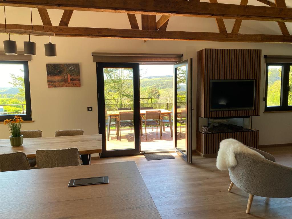 La Roanneuse - Cosy Chalet photo 2
