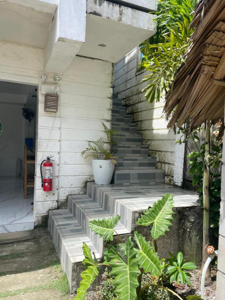 Point F Siargao, Siargao