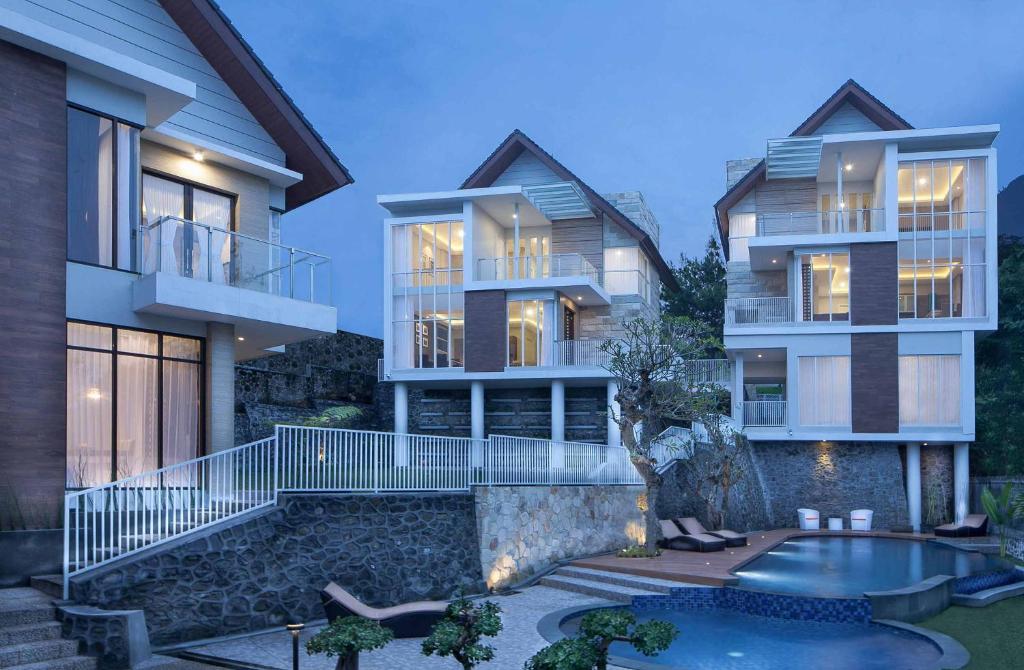 Azcarya Villa photo 1