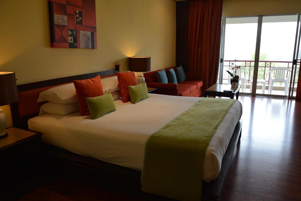 Sir James Resort photo 3