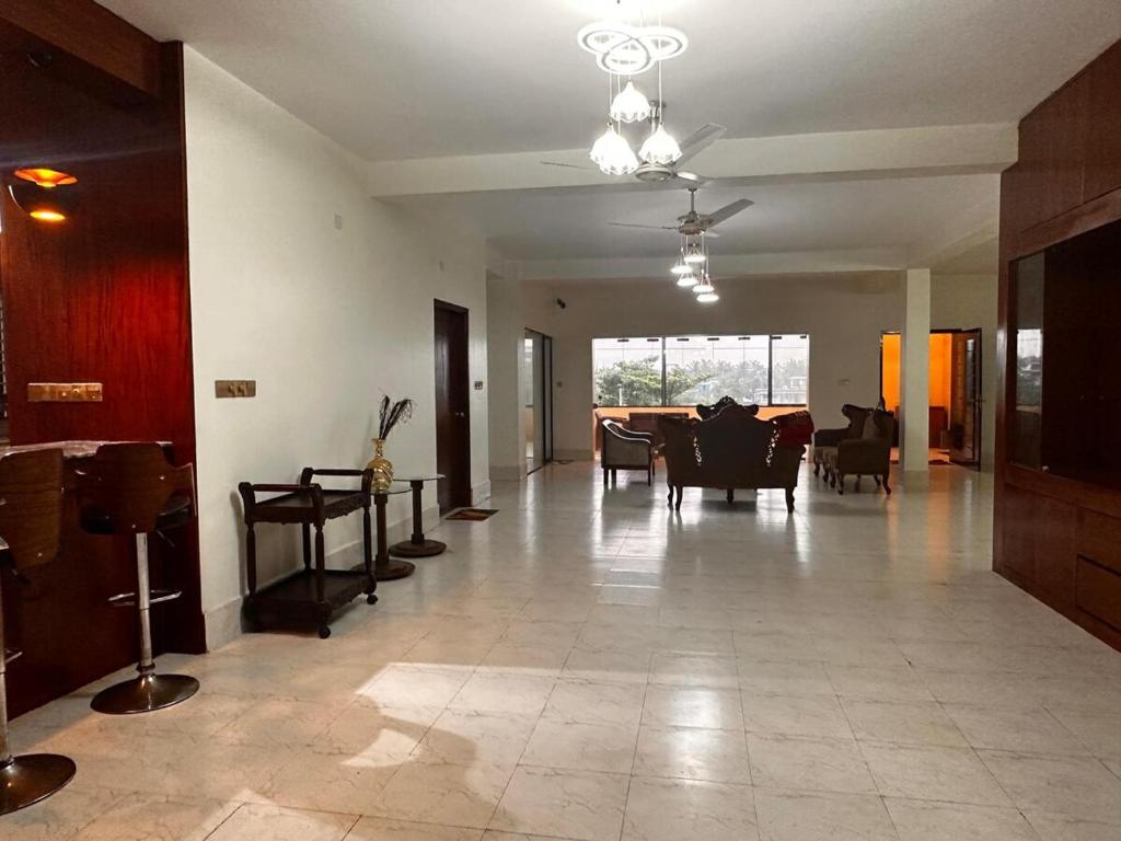 3 BR Luxury Home with 5 Baths, Office & Staff Room