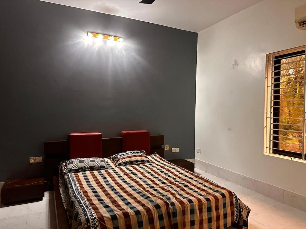 3 BR Luxury Home with 5 Baths, Office & Staff Room photo 3